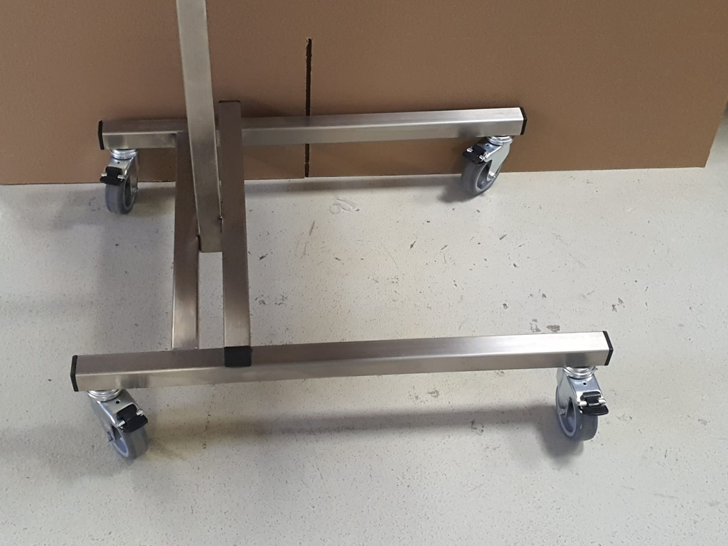 Instrumentenzureichtisch 40 x 60 cm, höhenverstellbar von 90 - 132 cm, mit 4 Rollen, rostfrei - Instrumententisch, bereits montiert, ohne Verpackung.