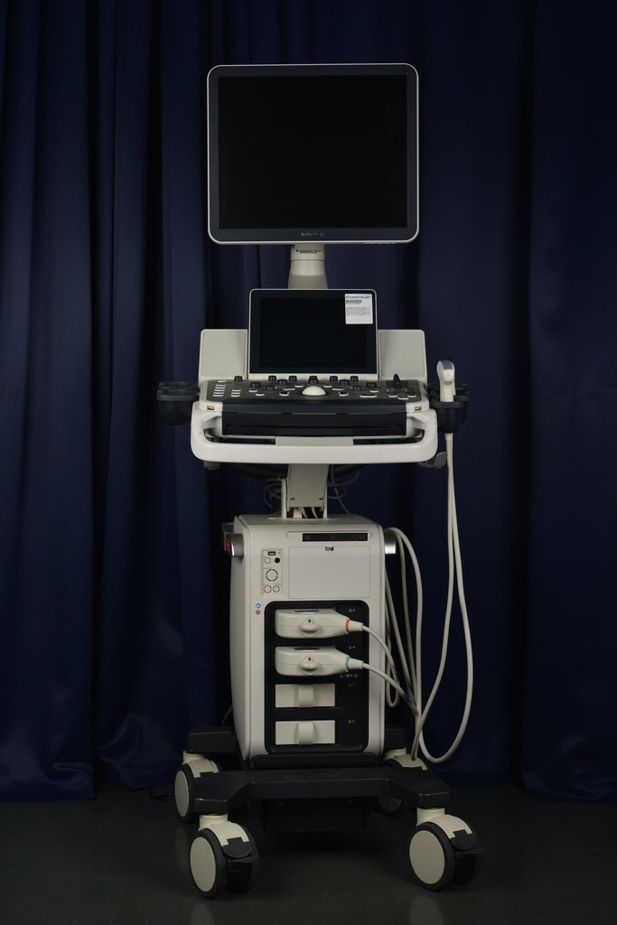 Ultraschallgerät Mindray DC-70 - Gebraucht Bj. 04.2015,  SN 7G-540000424, mit 2 Sonden, -C5-2E SN: VST78046955, -L12-3E SN: CAYD94063331